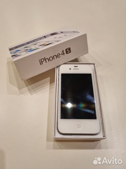 iPhone 4s. 64gb. White