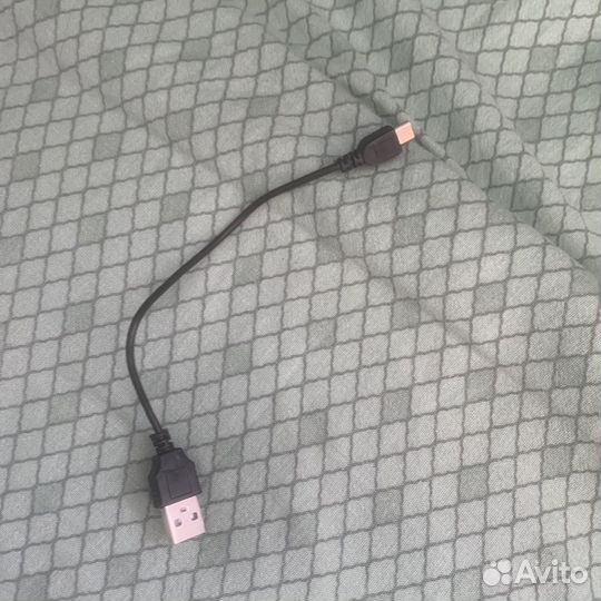 Sony playstation 4 500gb + 2 джойстика