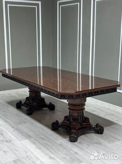 Столы и стулья. Комплект