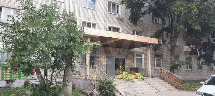 Комната 13,3 м² в 4-к., 3/5 эт.