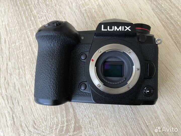 Panasonic Lumix g9