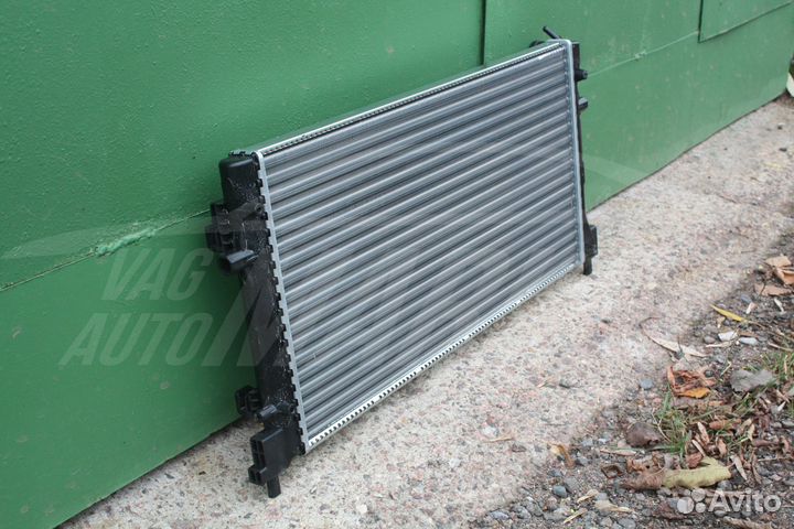 Радиатор охлаждения 1,6 MPI Skoda Rapid