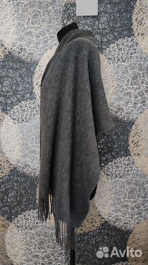 Большой шарф из ворсовой шерсти