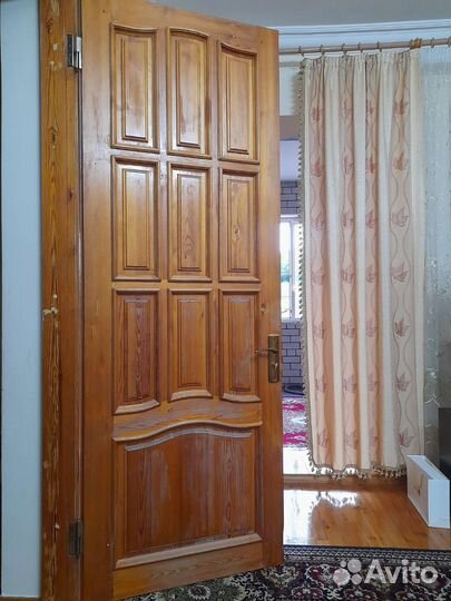 Двери межкомнатные деревянные
