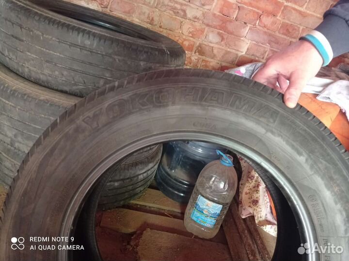 Yokohama Advan Sport V102 225/65 R17