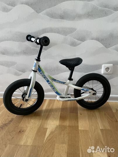 Беговел bmw Kidsbike и TechTeam