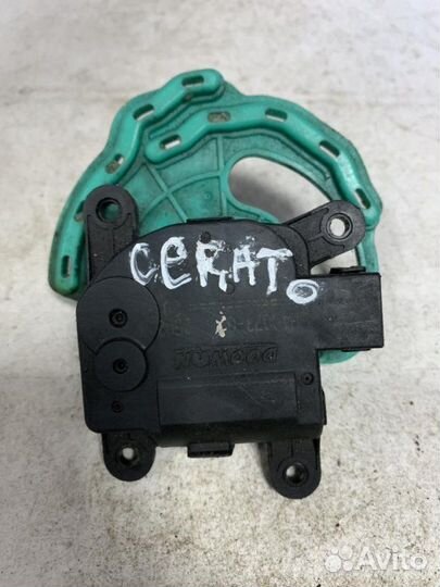 Моторчик заслонки печки Kia Cerato 2 TD 2009-2013
