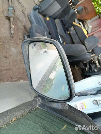 Левое электро зеркало focus 2