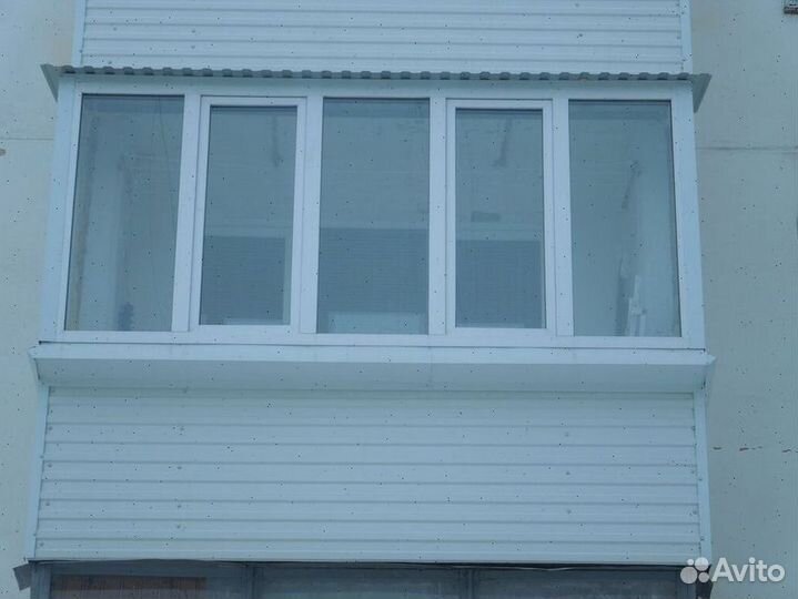 Балконы пластиковые с панорамным остеклением