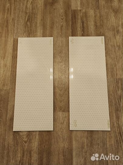 Кафельная плитка белая (стены) остатки