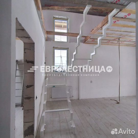 Лестница на металле