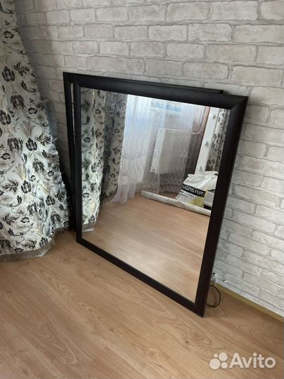 Зеркало в раме