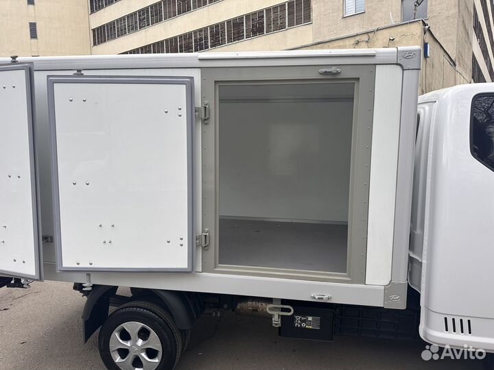 Hyundai Porter 2.5 AT, 2022, 4 000 км