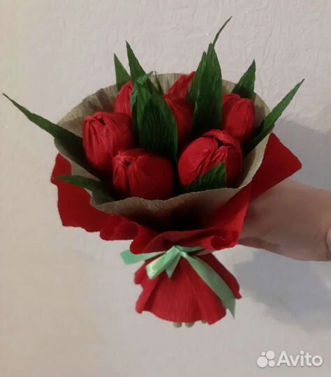 Цветы с конфетами на 8Марта, день рождения