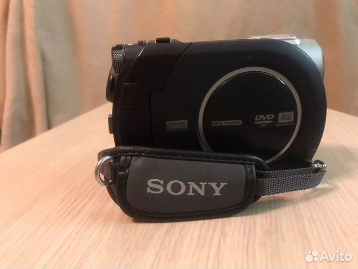 Видеокамера sony handycam