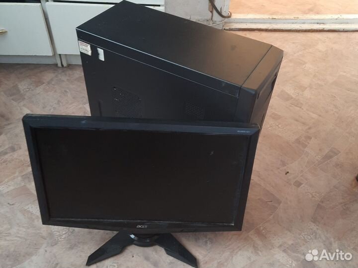 Компьютер и монитор