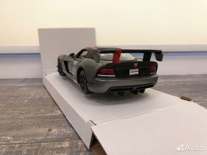 Bburago 1:24 - Dodge Viper SRT 10 ACR - Серый