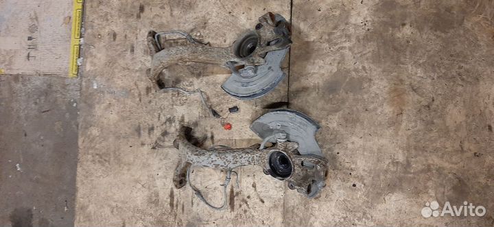 Поворотный кулак Audi A4 Audi A6 Volkswagen B5