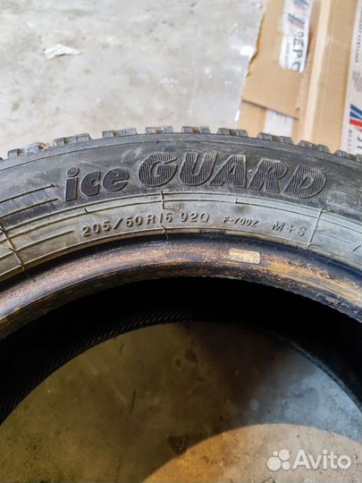 Yokohama Ice Guard F700Z 205/60 R16 92Q