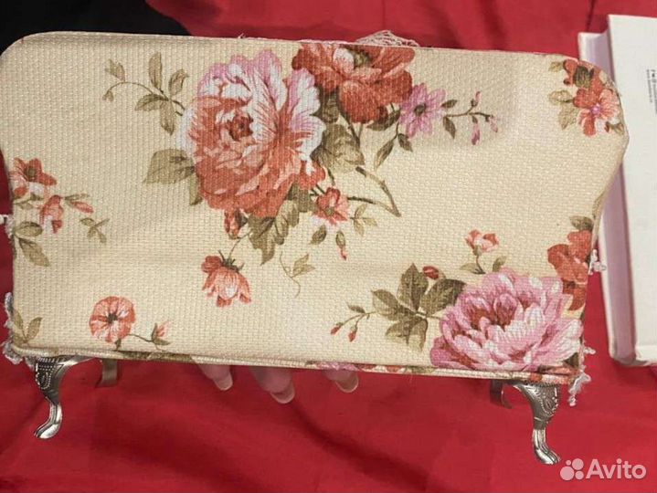 Декоративная шкатулка диван для украшений