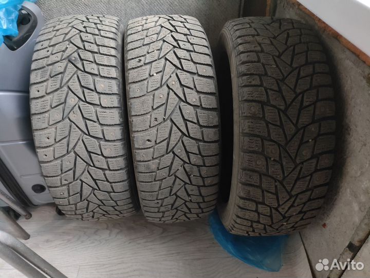 Dunlop SP Winter Ice 02 205/55 R16