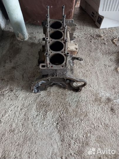 Блок двигателя