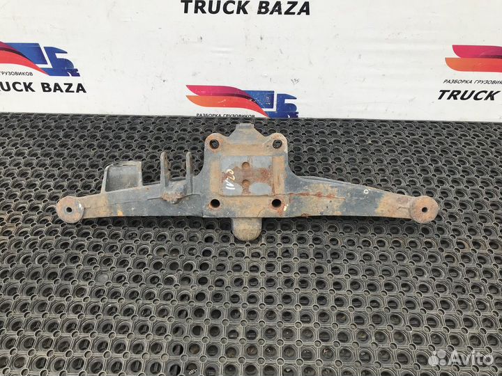 Кронштейн пневморессоры задний левый