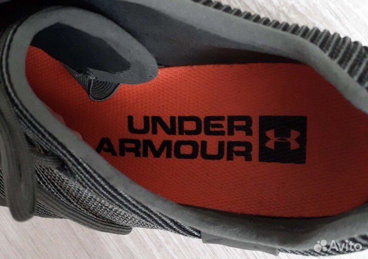 Кроссовки мужские 45,5 under armour