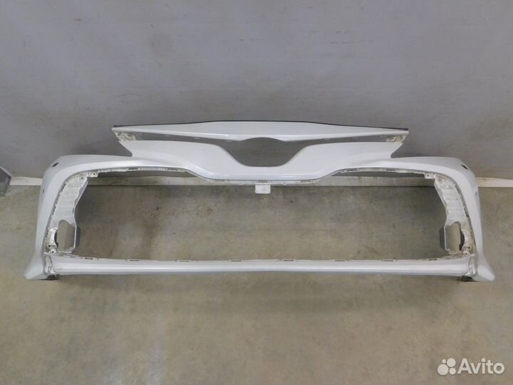 Бампер передний Toyota Camry V70 (57678)