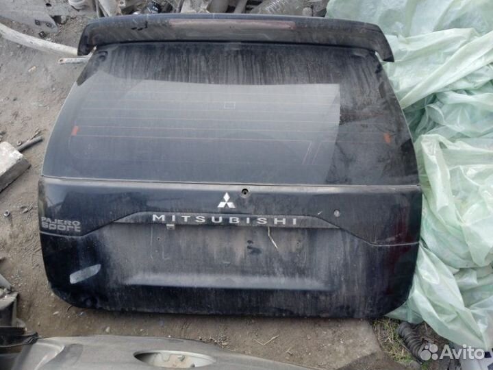 Крышка багажника Mitsubishi Pajero