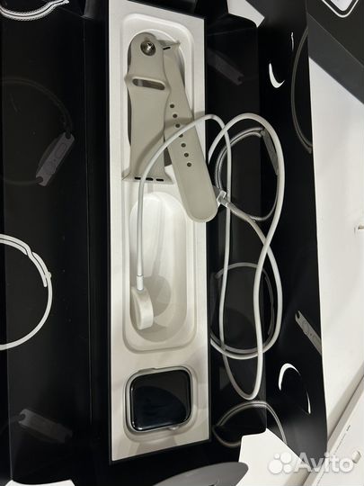 Часы apple watch 4 44 mm