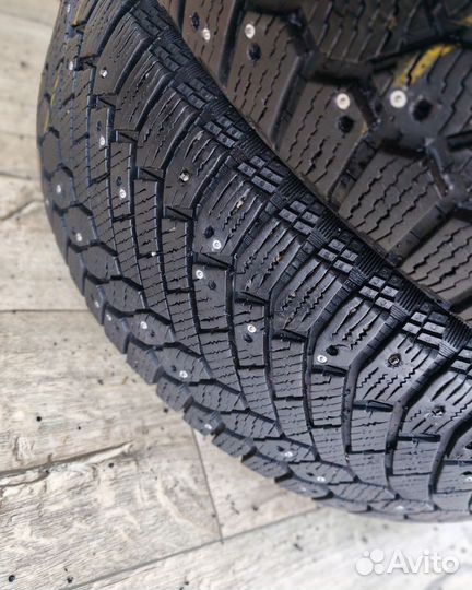 Continental ContiIceContact 235/60 R18