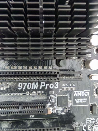 Материнская плата с процессором amd и кулером