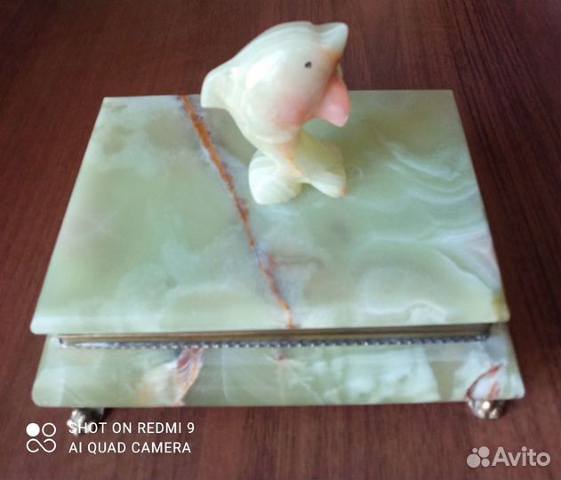 Шкатулка из оникса