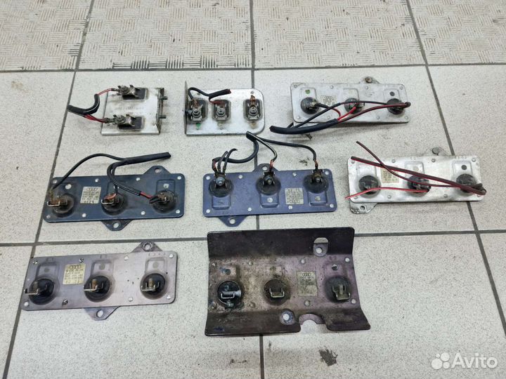 Резистор вентилятора радиатора Ауди 80 Б4, 100/А6