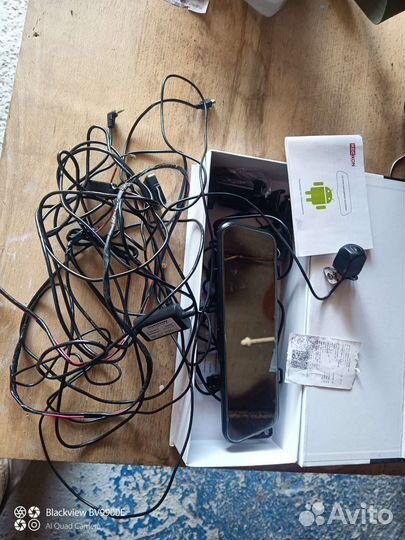 Видеорегистратор, зеркало, камера заднего вида