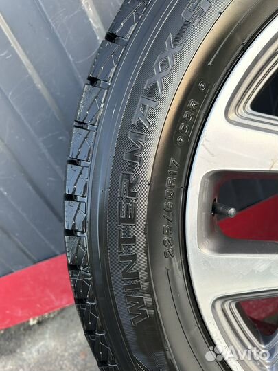 Dunlop Winter Maxx SJ8 225/60 R17 33R