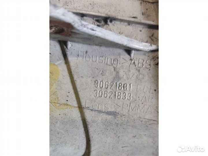 Поворотник левый Volvo V40 1.9 2003