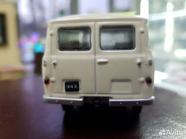 Модель автомобиля УАЗ 450