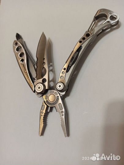 Мультитул leatherman skeletool