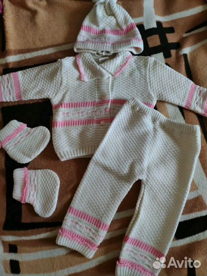 Вязанный комплект