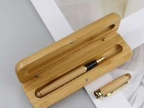 Шариковая ручка в деревянном футляре