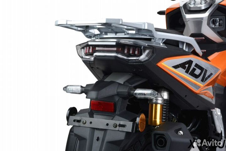 Скутер motoland (мотоленд) T-MAX 150