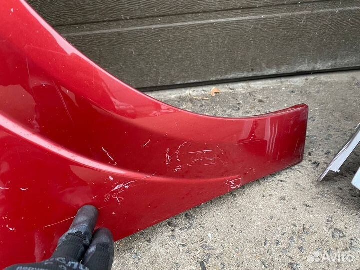 Крыло Правое Opel Astra H Красный Оригинал