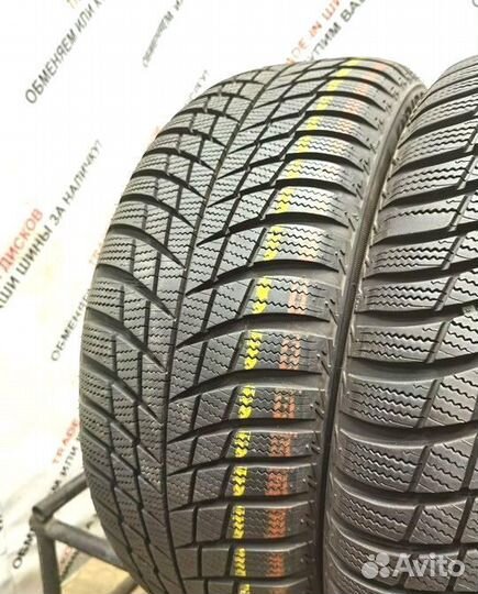 Bridgestone Blizzak LM-001 215/55 R16 97Y