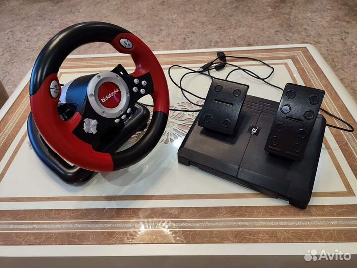 Руль Defender Challenge Mini LE