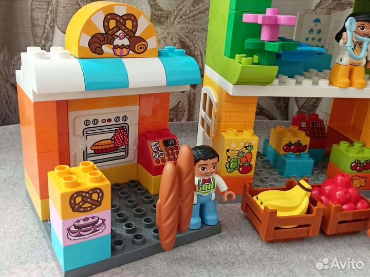 Lego duplo городская площадь 10836