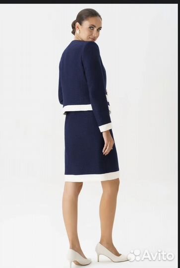 Костюм женский твидовый 46 размер