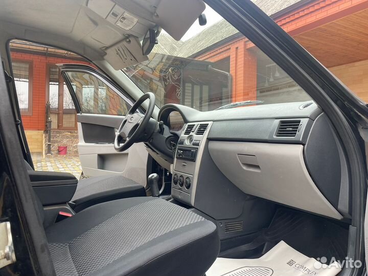 LADA Priora 1.6 МТ, 2011, 106 000 км