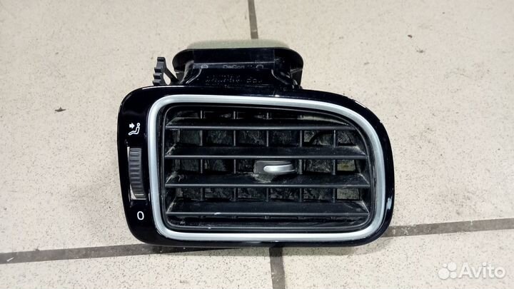 Дефлектор воздуховода Volkswagen Polo.Оригинал.бу